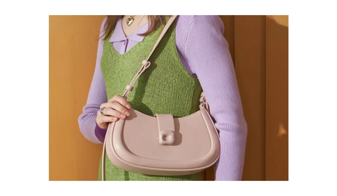 Stylish messenger bags for women