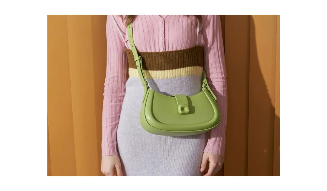 Stylish messenger bags for women