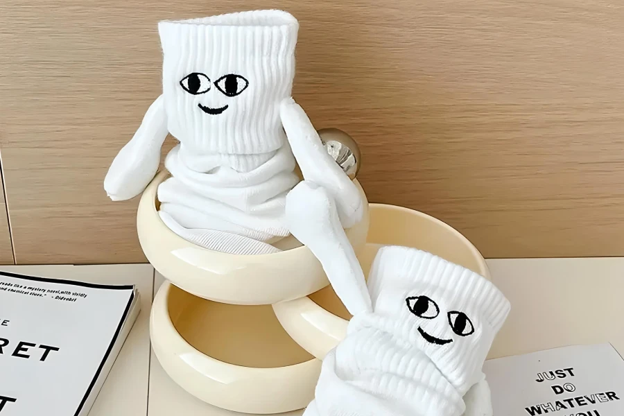 Unique Magnetic Couple Sock Gift Set